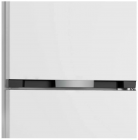 Холодильник Grundig GKPN669307FW, белый