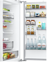 Холодильник встраиваемый Samsung BRB70F30AEF0EO, No Frost, двухкамерный, белый