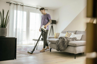 Пылесос вертикальный Karcher VC 4 Cordless myHome (1.198-630.0) белый/черный