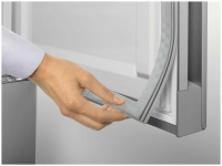 Холодильник Liebherr CNd 5703-22 001 NoFrost, белый