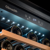 Встраиваемый винный шкаф Climadiff CBI28S1B, черный