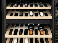 Встраиваемый винный шкаф Graude FWK 80.2, черный