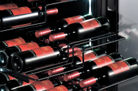 Встраиваемый винный шкаф Temptech CPROX60SRB, черный