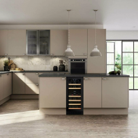 Винный шкаф Temptech PRESQ38DB-24, черный