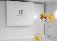 Холодильник встраиваемый Electrolux ENT6MD19S3, двухкамерный, No Frost