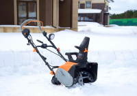 Снегоуборщик Daewoo DAST 2600E, электрический 2.6кВт