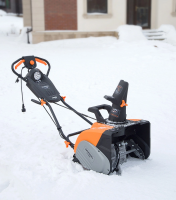 Снегоуборщик Daewoo DAST 3000E, электрический 3кВт