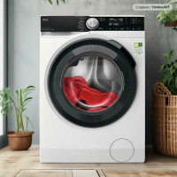 Стиральная машина с паром AEG LFR95146SUE, белый/черный