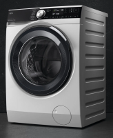 Стиральная машина с паром AEG LFR95146SUE, белый/черный