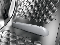 Стиральная машина с паром AEG LFR95146SUE, белый/черный