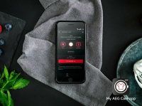 Стиральная машина с паром AEG LFR95146SUE, белый/черный