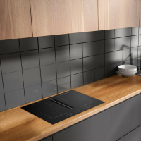 Индукционная варочная панель со встроенной вытяжкой Grundig GIEH 834480 P, черный