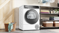 Сушильная машина Bosch WQB246DLSN, тепловой насос, корзина для обуви и шерсти, белый/черный
