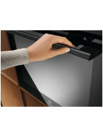 Духовой шкаф Electrolux LOE8F38Z, каталитическая очистка, телескопы, TFT дисплей, черный (Италия)