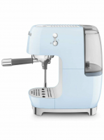 Кофеварка рожковая Smeg ECF03PBEU, пастельный голубой