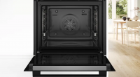 Духовой шкаф Bosch HBG272EB3 Serie 4, пиролиз, телескопы, черный/нержавеющая сталь (Польша)