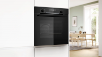 Духовой шкаф Bosch HBG578BB3, пиролиз, телескопы, черный