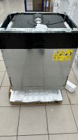 Встраиваемая посудомоечная машина Electrolux EEM48320L, Новая. Плохая упаковка. Возможны незначительные потертости.