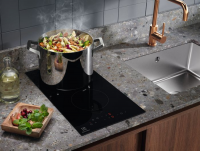 Варочная панель электрическая Electrolux LHR3233CK, черный
