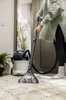 Пылесос моющий Karcher SE 5 (1.081-230.0) белый/черный