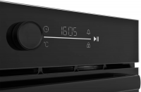 Духовой шкаф электрический Beko BBIM174N0BE, черный
