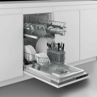 Встраиваемая посудомоечная машина 45 см Hotpoint HIS 1C69