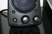 Акустика Logitech Z623 (980-000403) черный