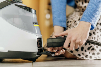 Пароочиститель Karcher SC 5 EasyFix Iron (1.512-661.0) белый/черный