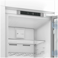 Встраиваемый холодильник Beko BCNA306E3S, белый