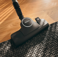 Пылесос Miele Boost CX1 125 Gala Edition Cashmere SNRF3 Obsidian black, обсидиан черный