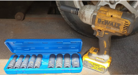 Аккумуляторный гайковерт DeWALT DCF899P2 18В ЗУ, 2 АКБ 5АЧ, Кейс