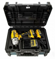 Аккумуляторный гайковерт DeWALT DCF899P2 18В ЗУ, 2 АКБ 5АЧ, Кейс