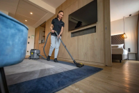 Пылесос профессиональный Karcher T 15/1 Adv (1.355-304.0) серый/желтый/черный