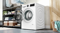 Стиральная машина Bosch WGG244F3BY, белый/черный