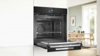 Духовой шкаф электрический с паром и СВЧ Bosch HNG978QB1, черный