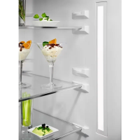 Холодильник Electrolux LNT7ME36X3, серебристый
