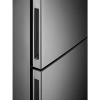 Холодильник Electrolux LNT7ME36X3, серебристый